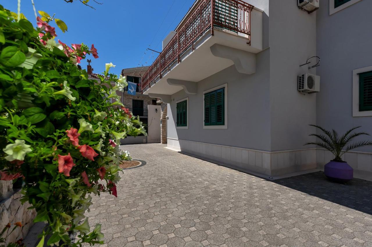 Apartments Carmen Makarska Luaran gambar