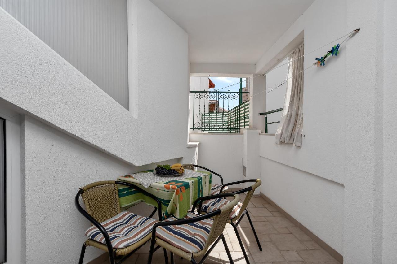 Apartments Carmen Makarska Luaran gambar