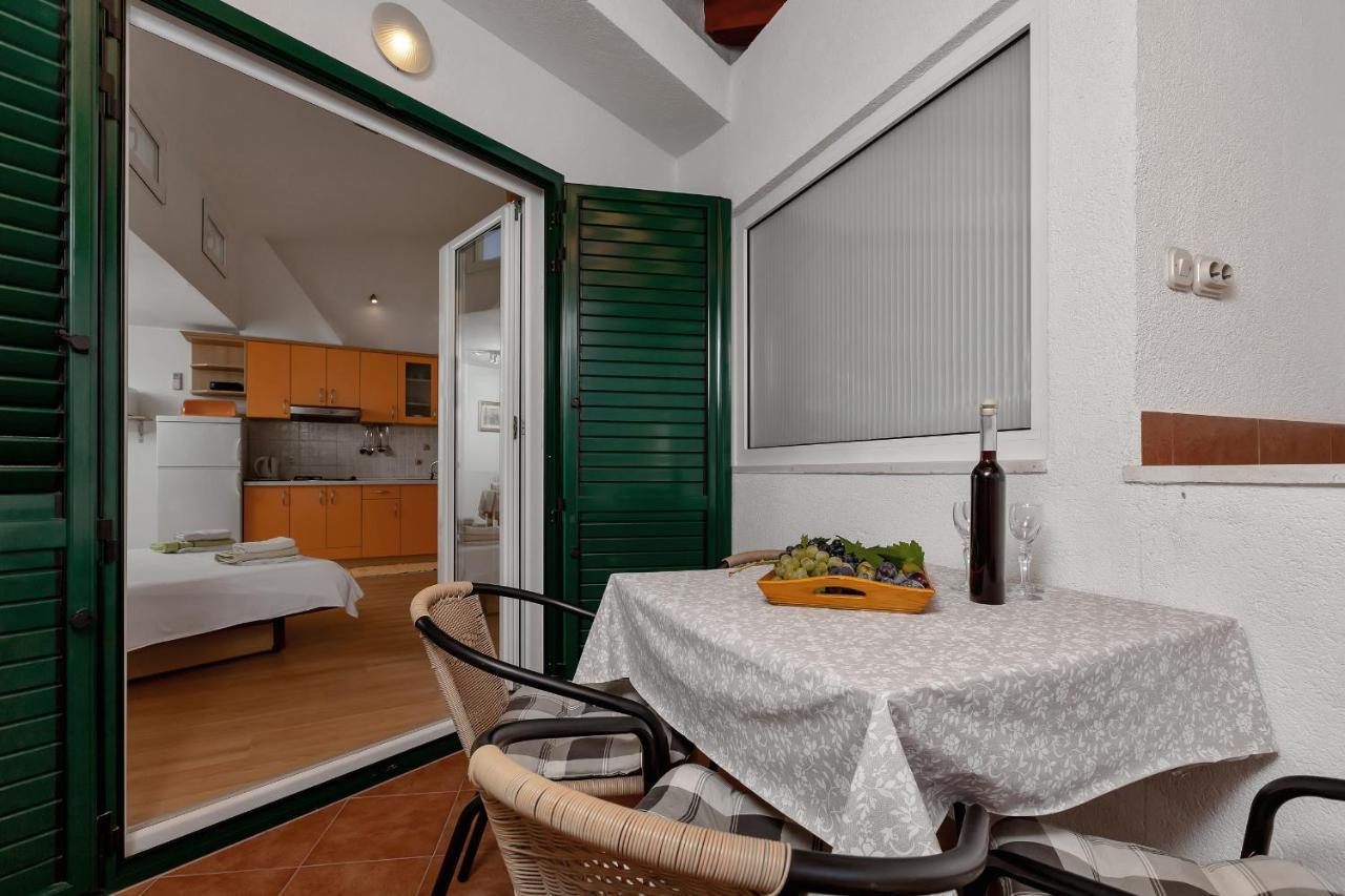 Apartments Carmen Makarska Luaran gambar